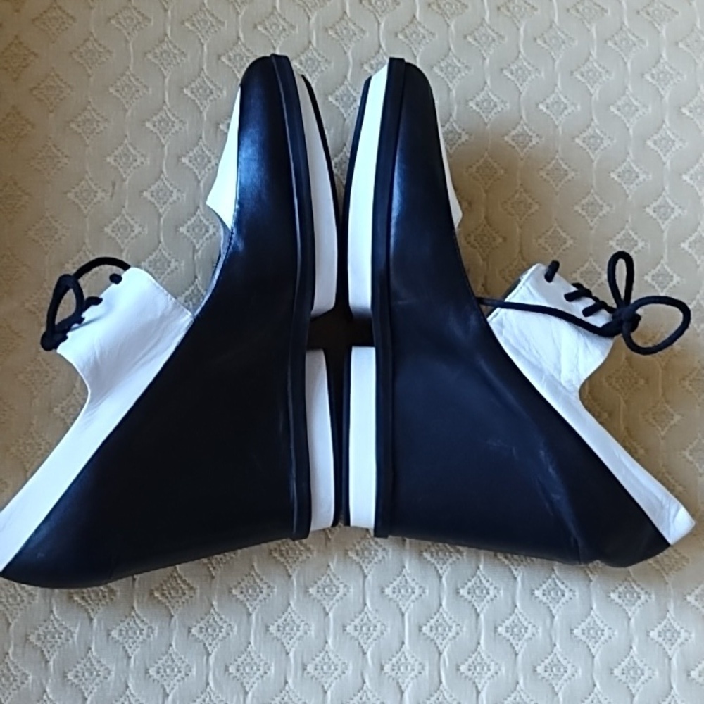 Kenneth Cole  black and white leather wedge size 8.5 - Picture 5 of 9